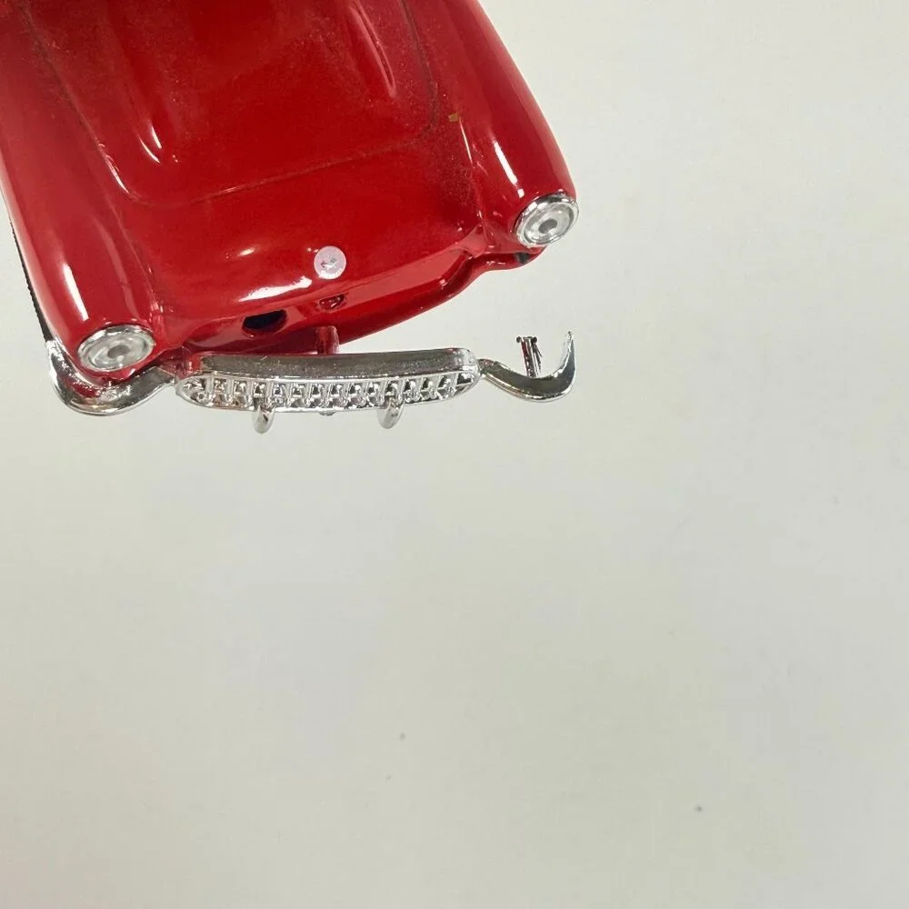 Welly 1957 Chevrolet Corvette Convertible DieCast 1:36  Red Silver damaged